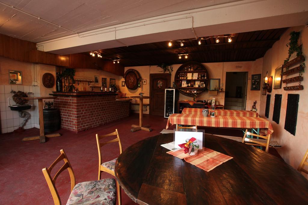Weingut Pension Gibbert-Pohl Briedel Chambre photo